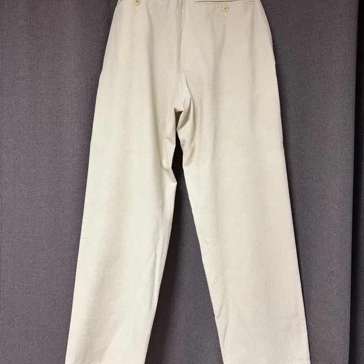 [BUNJANG] Hamsaseyo Ham Waffle Chino Pants - Ivory, Size 3 / hamsaseyo ham 와플치노 아이보리 3사이즈 판매합니다.