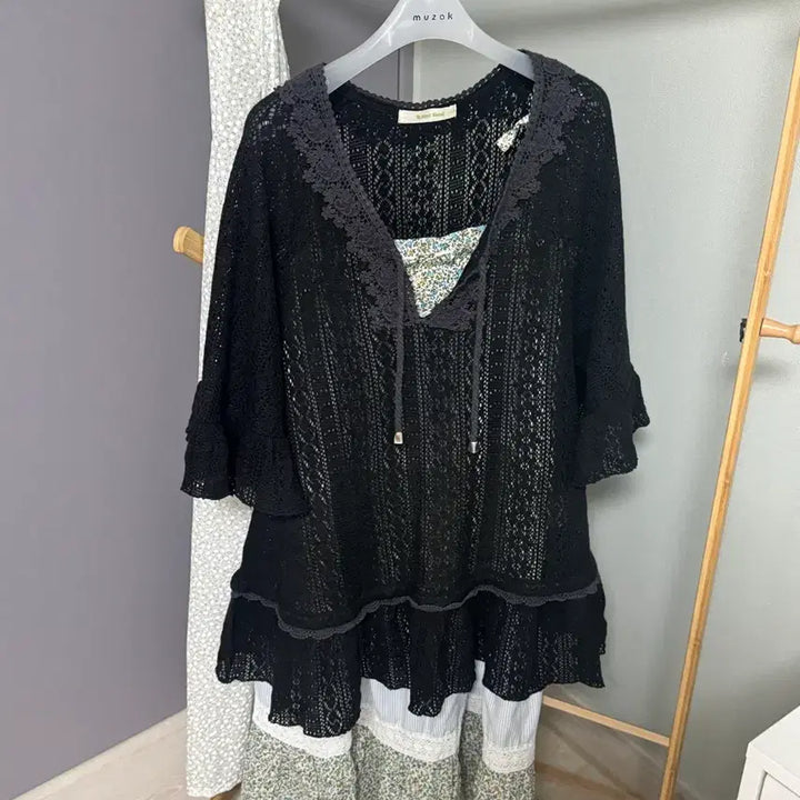 [BUNJANG] Vintage Patch Point Dress &amp; Layered Knit Set / 빈티지 코디