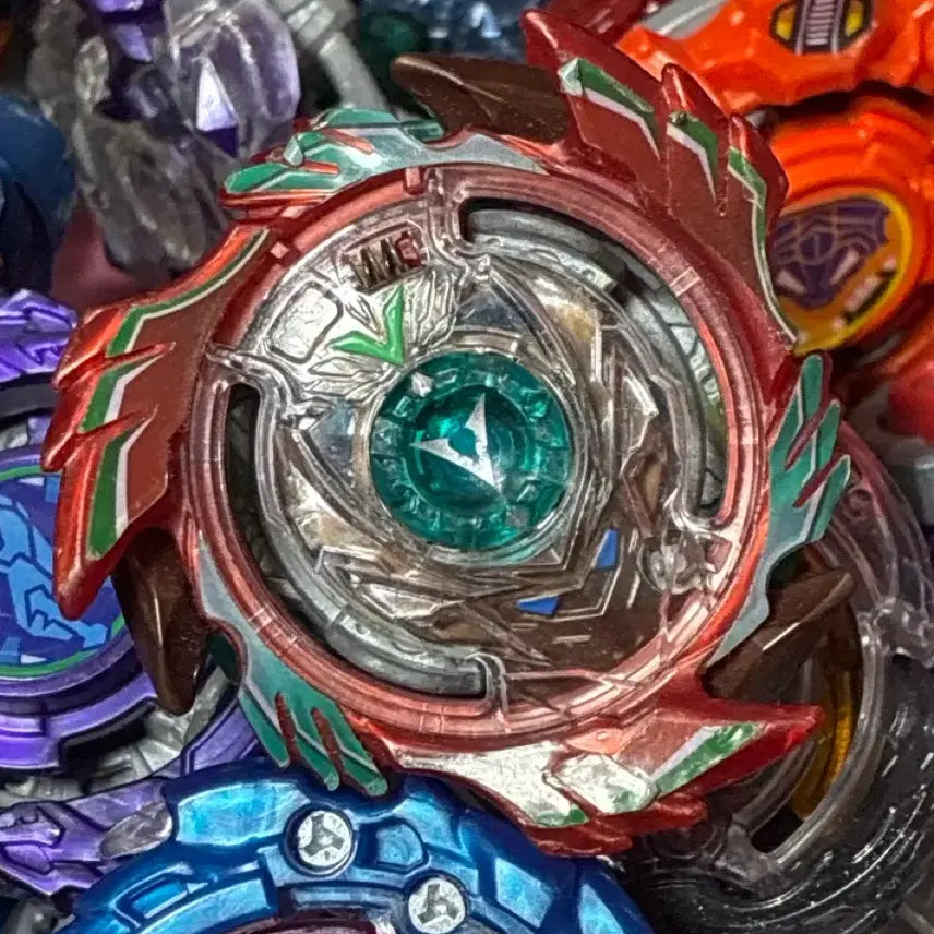 [BUNJANG] Beyblade God Valkyrie (Red) / 베이블레이드 팽이 갓 발키리 (레드) 팝니다