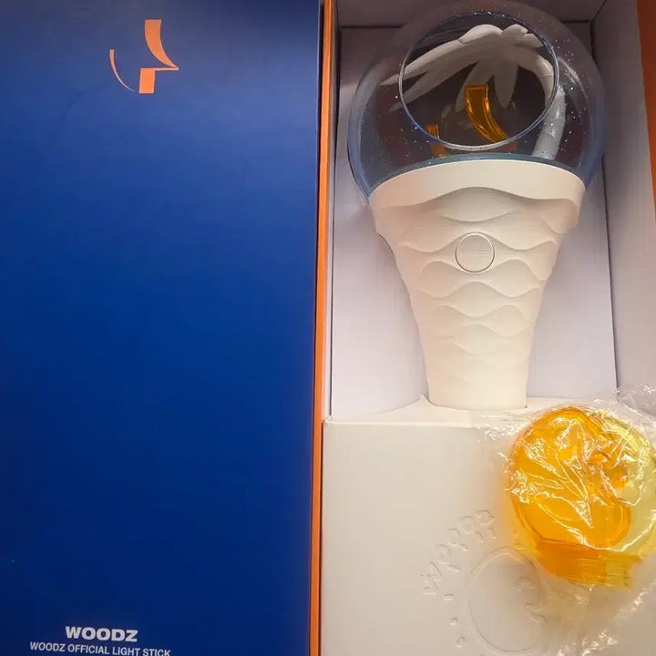 [BUNJANG] WOODZ Cho Seung Youn Official Lightstick / 우즈 woodz 조승연 응원봉 낭만봉
