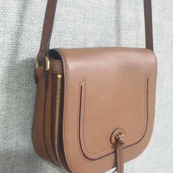 [BUNJANG] Beanpole Bonny Bag Crossbody Bag (Cowhide) / 빈폴 수지백 보니백/크로스백(소가죽)