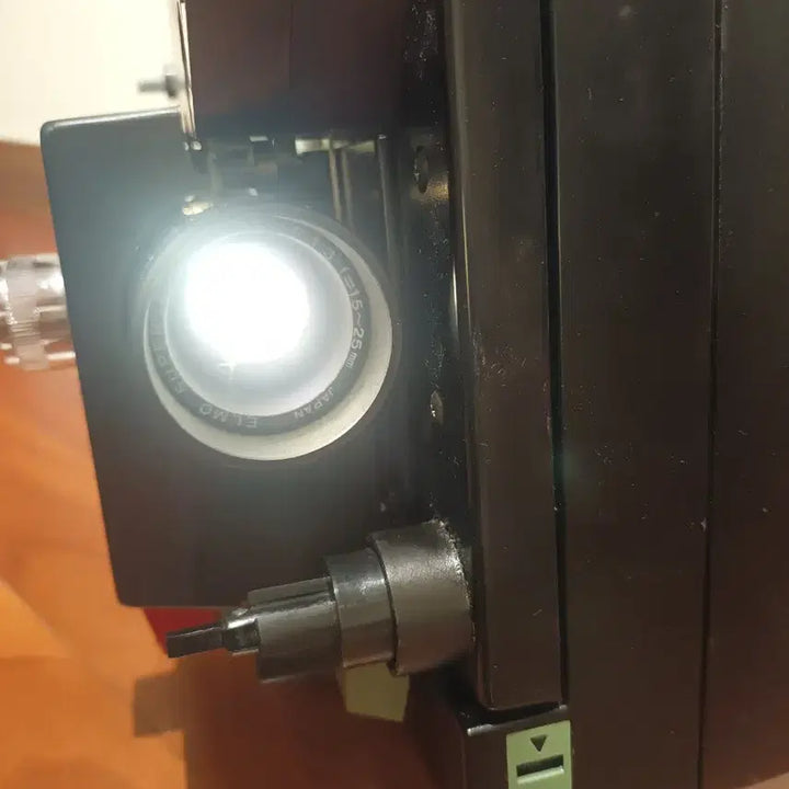 [BUNJANG] Vintage 8mm Film Projector / 정상작동하는 빈티지 8미리 영사기