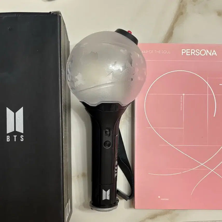 [BUNJANG] BTS ARMY Bomb Ver. 3 + Persona Album Bundle / 방탄소년단 아미밤 ver3 삼미밤 + 덤 페르소나 앨범