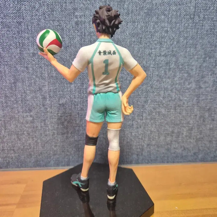 [BUNJANG] Haikyuu!! Oikawa Tooru Figure / [특급할인] [희귀매물] 고전 하이큐 오이카와 토오루 피규어