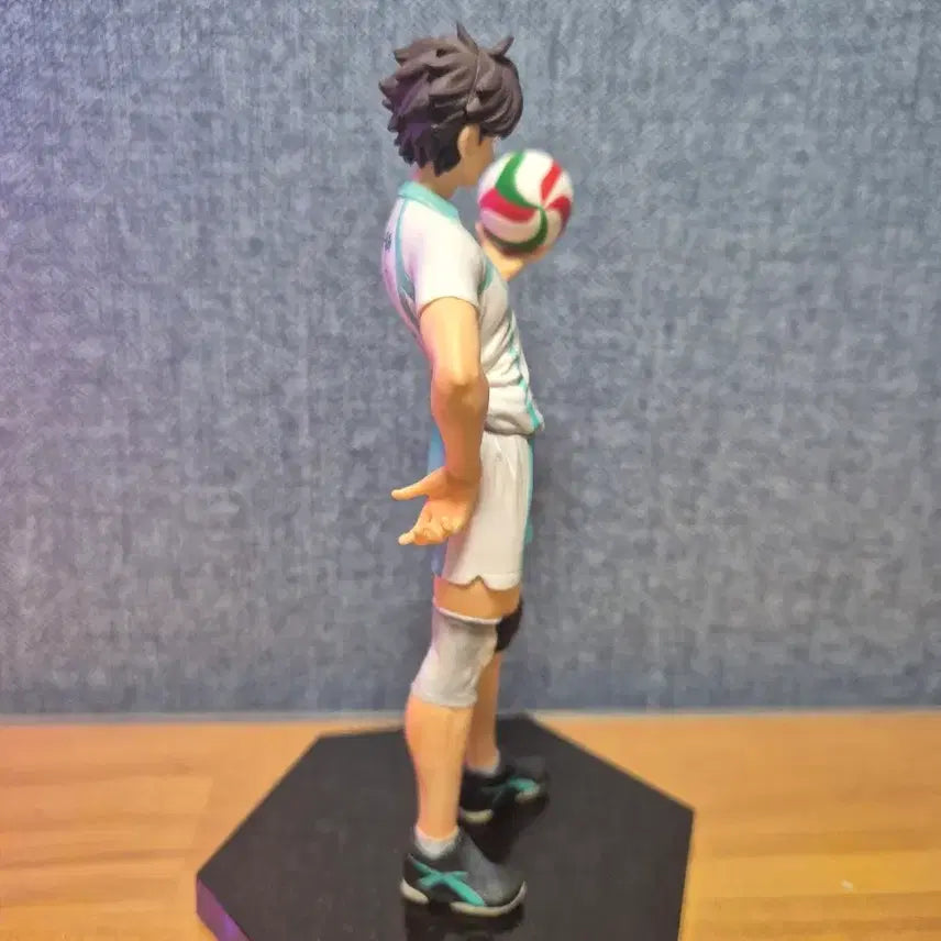 [BUNJANG] Haikyuu!! Oikawa Tooru Figure / [특급할인] [희귀매물] 고전 하이큐 오이카와 토오루 피규어