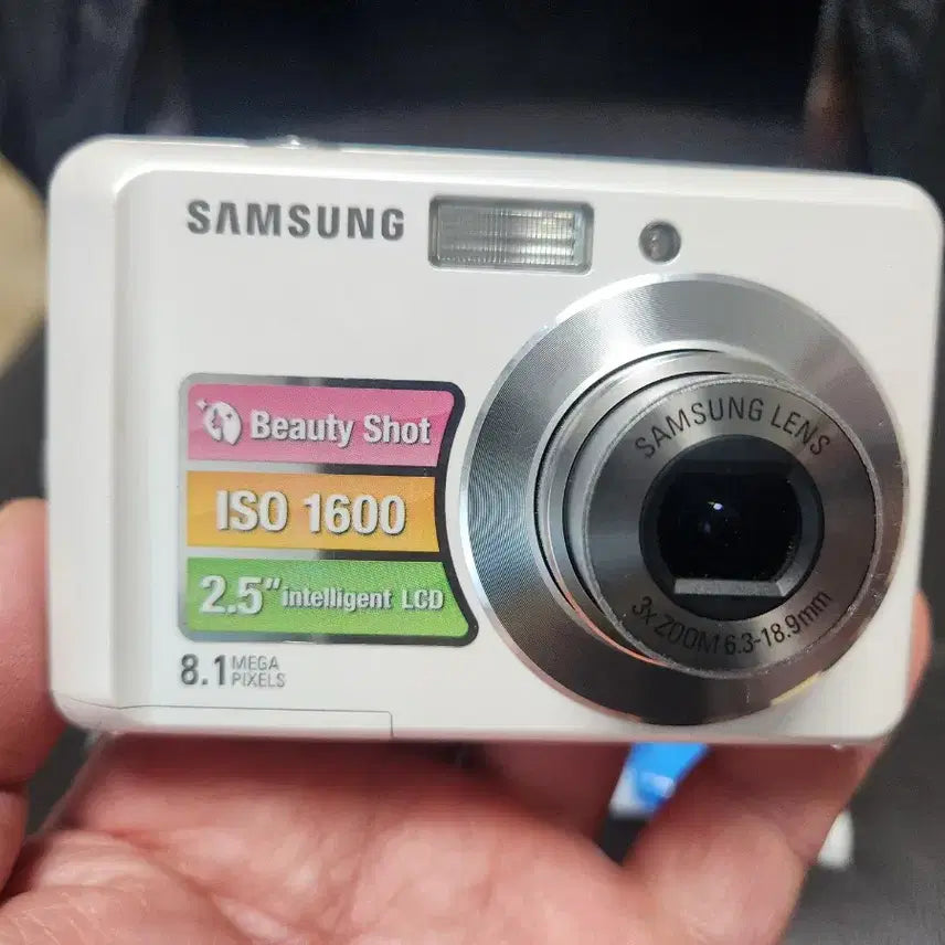 [BUNJANG] Samsung VLUU ES10 Digital Camera with 4GB Memory Card / 삼성디카 ES10 :4GB