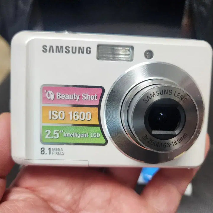 [BUNJANG] Samsung VLUU ES10 Digital Camera with 4GB Memory Card / 삼성디카 ES10 :4GB