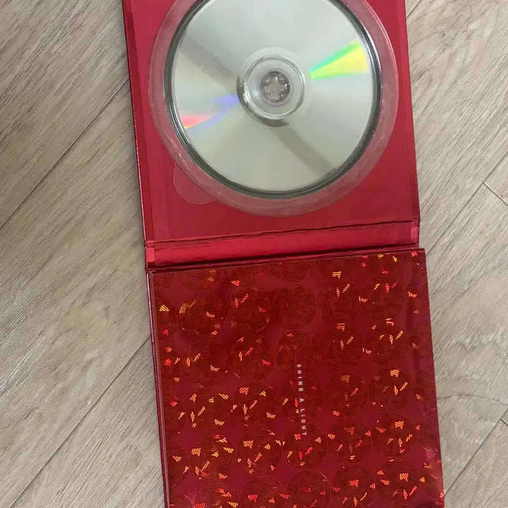 [BUNJANG] G-Dragon Shine a Light First Press Album / 지드래곤 샤인어라이트 초판 앨범