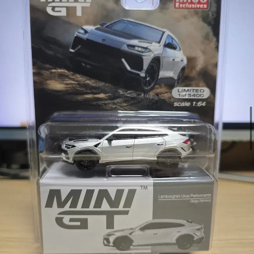 [BUNJANG] Minini GT 747 Lamborghini Urus Performante 1:64 Scale Die-cast Model (Sealed) / 미니지티 747 람보르기니 우루스 퍼포만테 블리스터 미개봉