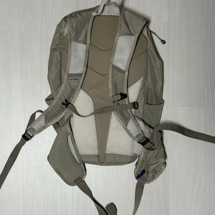 [BUNJANG] Salomon Trailblazer 20 Backpack Vintage Khaki / Glacier Grey / 살로몬 트레일블레이저 20 빈티지 카키: 글래시어 그레이
