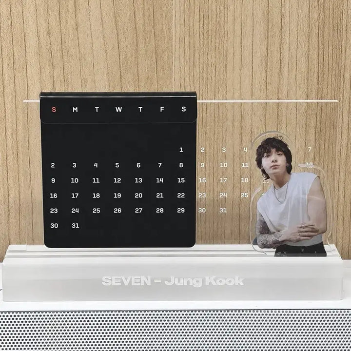 [BUNJANG] BTS Jungkook Seven Acrylic Stand Calendar / BTS 정국 세븐 아크릴 스탠드 달력