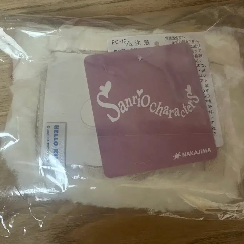 [BUNJANG] Sanrio Hello Kitty Face Retractable Badge Holder / 산리오 키티 페이스 릴패스 새상품