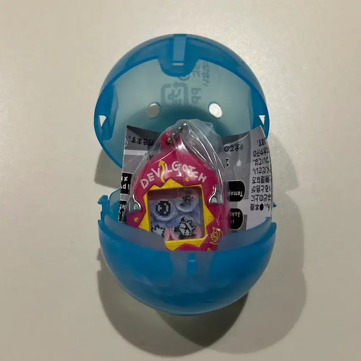 [BUNJANG] Tamagotchi Shakashaka Collection Charm Keychain Vol. 3 Hot Pink Devil / [미개봉 새상품] 공식 다마고치 샤카샤카 3탄 컬렉션 참 핫핑크 악마