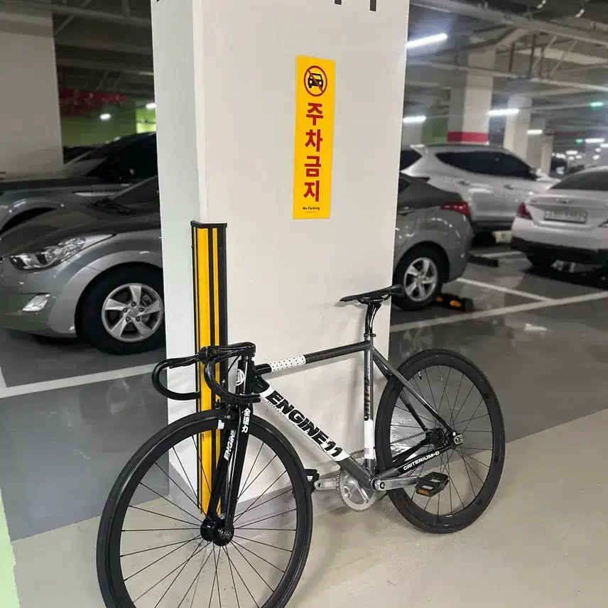 [BUNJANG] Unknown RX1 TeamD Black Charcoal Fixed Gear Bicycle / 블랙차콜 판/대