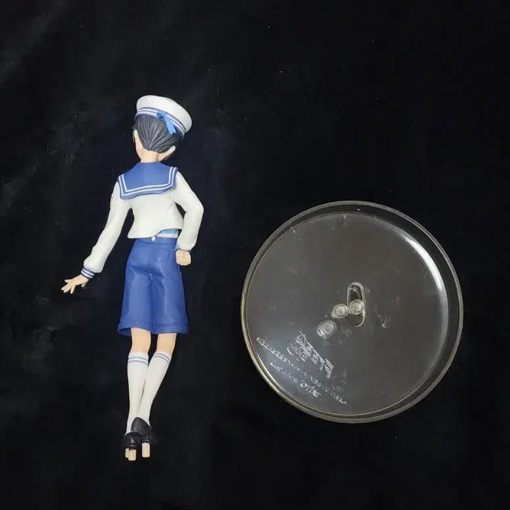 [BUNJANG] Free! Nanase Haruka Sailor Childhood Figure / Free! 굿즈 판매. 나나세 하루카 세일러 유년 피규어 판매.