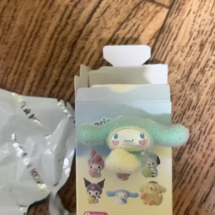 [BUNJANG] Sanrio Cinnamoroll Floky Figure / 산리오 시나모롤 플로키 피규어