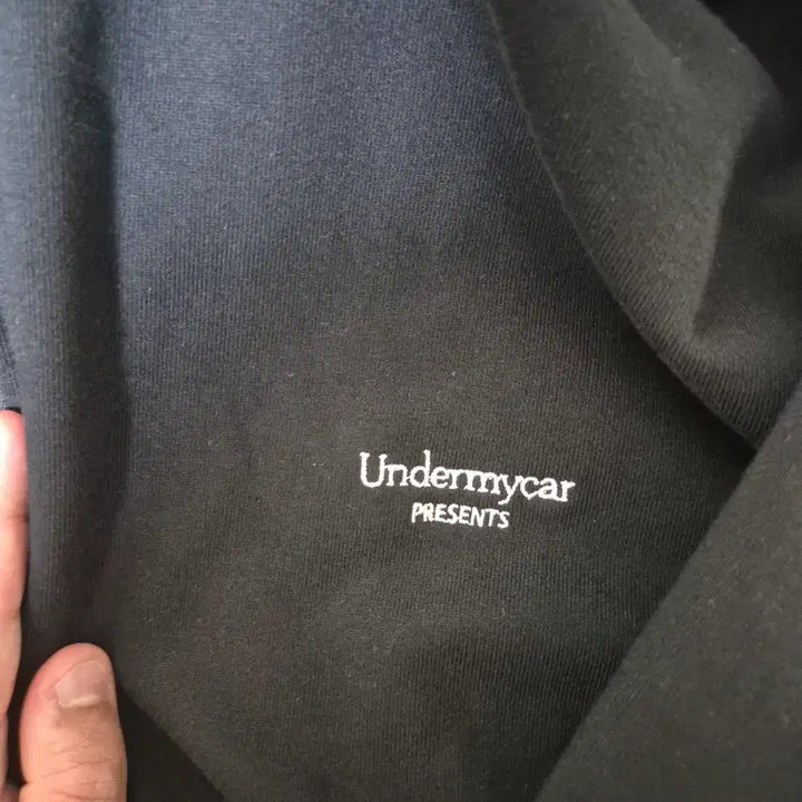 [SOLD OUT] 언더마이카 mu11 피그먼트 후드집업 2사이즈 블랙판매합니다!