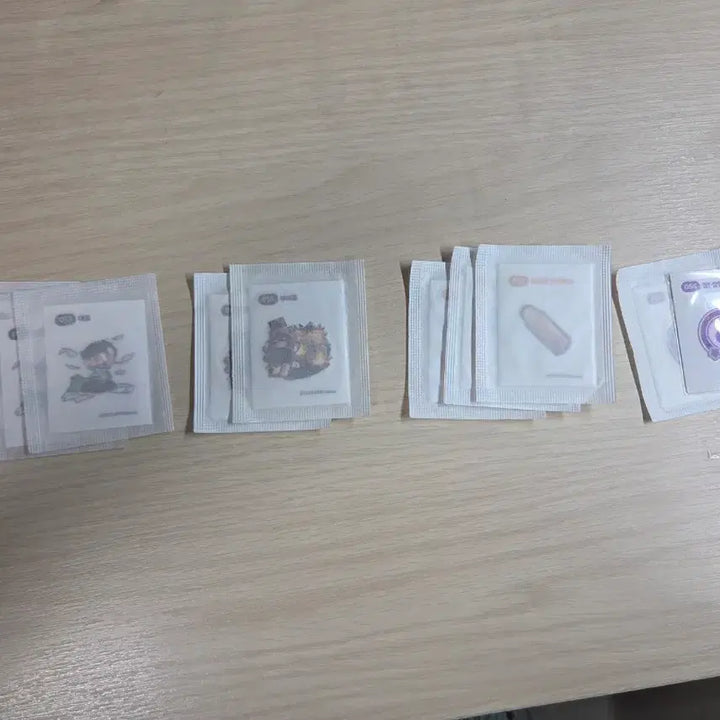 [BUNJANG] Tricol Sticker Collection / 트릭컬 띠부씰 판매