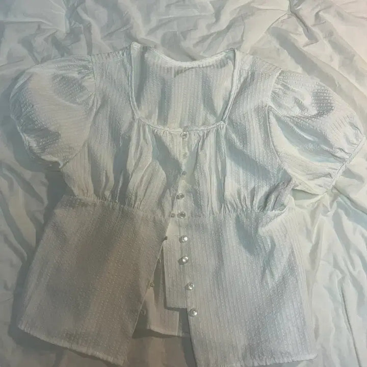[SOLD OUT] 릿킴 버니 블라우스