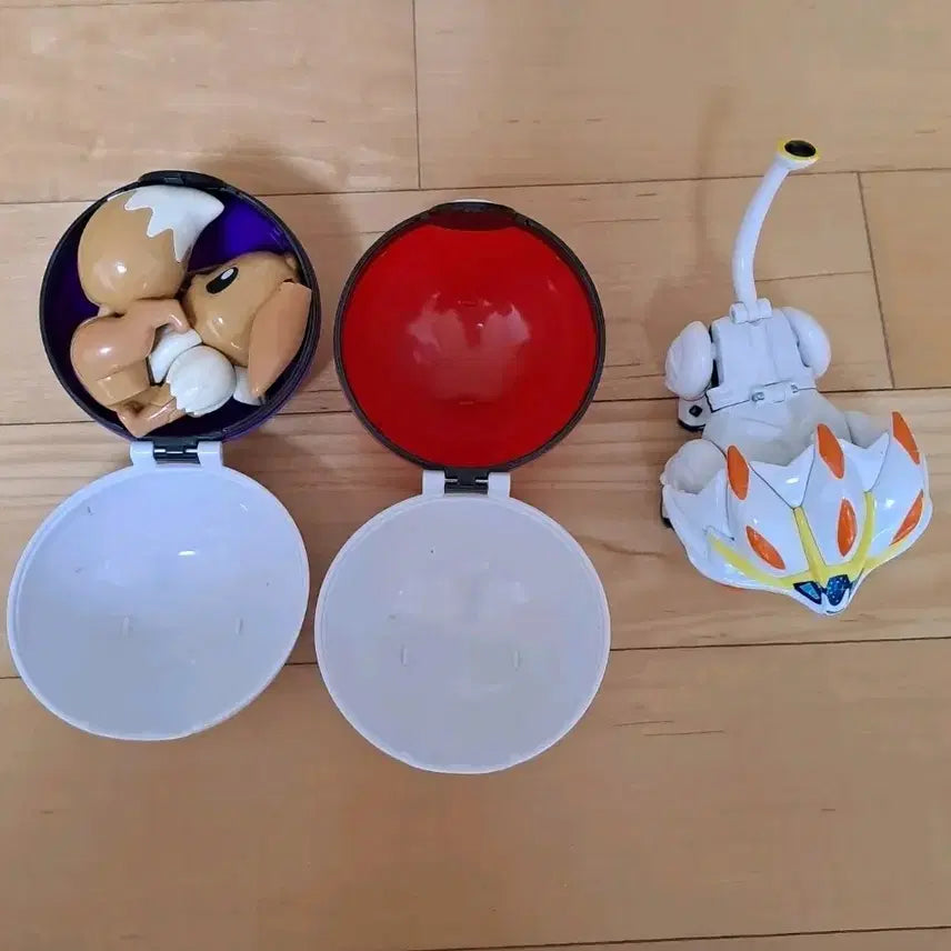 [BUNJANG] Pokemon Solgaleo Eevee Figure Bundle Set / 일괄 급처> 포켓몬 포켓몬스터 체인징 솔갈레오 이브이 피규어