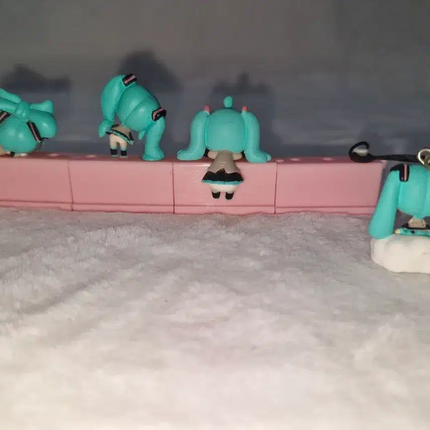 [BUNJANG] Hatsune Miku Figure Earcap Bundle Set Vintage Bishoujo / 하츠네 미쿠 피규어 이어캡 일괄 고전 미소녀