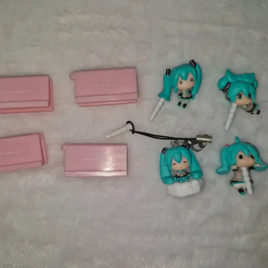 [BUNJANG] Hatsune Miku Figure Earcap Bundle Set Vintage Bishoujo / 하츠네 미쿠 피규어 이어캡 일괄 고전 미소녀