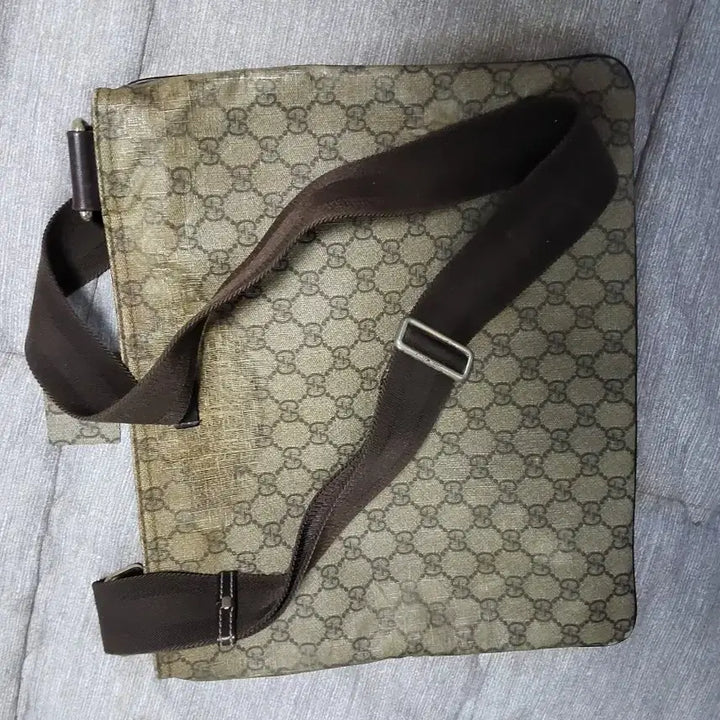 [BUNJANG] Gucci Patterned Clutch Bag / 구찌 가방