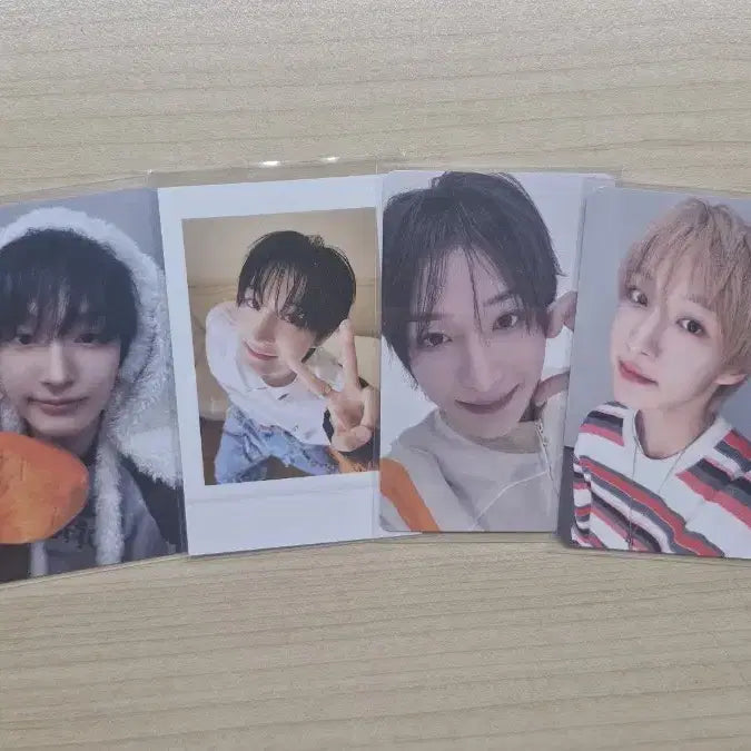 [BUNJANG] ITZY YUNA 2024 Kick Flip Photocard Bundle Set / 킥플립 동화 포카 일괄