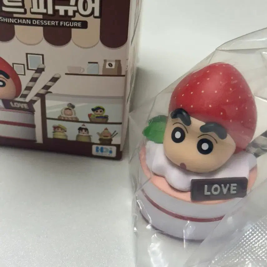 [BUNJANG] Crayon Shin-chan Dessert Figure / 짱구는못말려 디저트 피규어 짱구