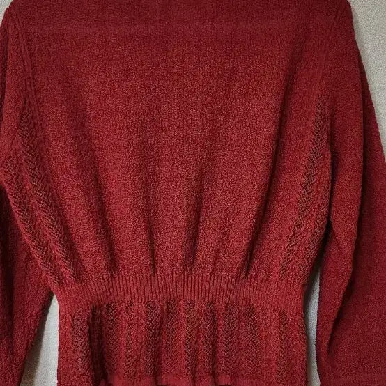 [BUNJANG] Bicolicque Red Cardigan / 비꼴리끄 가디건 레드