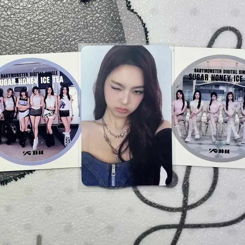 [BUNJANG] BABYMONSTER Chiquita Photocard Sticker / [일관]베이비몬스터 치키타 공방 포카  스티커 2개
