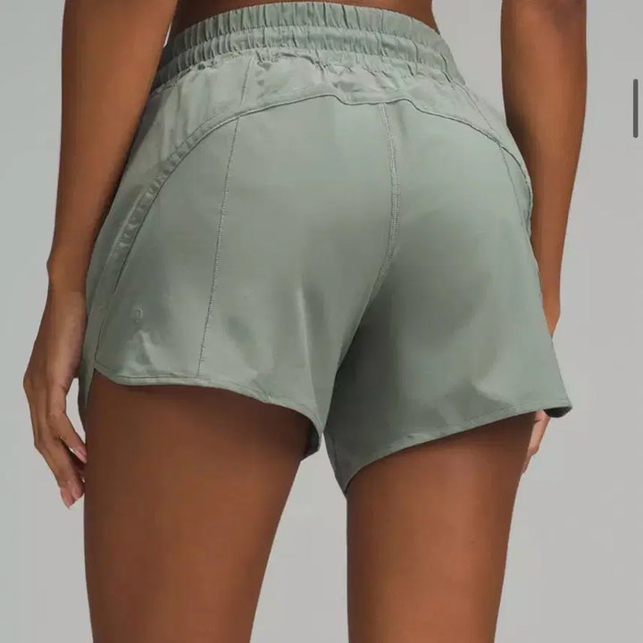 [BUNJANG] Lululemon Track That Short 5-inch / 새상품 룰루레몬 트랙댓 반바지 5인치 쇼츠 정가78000