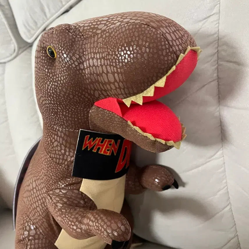 [BUNJANG] Jurassic World T-Rex Plush Toy 30cm / 쥬라기월드 공룡 인형 티라노사우루스 높이 30cm