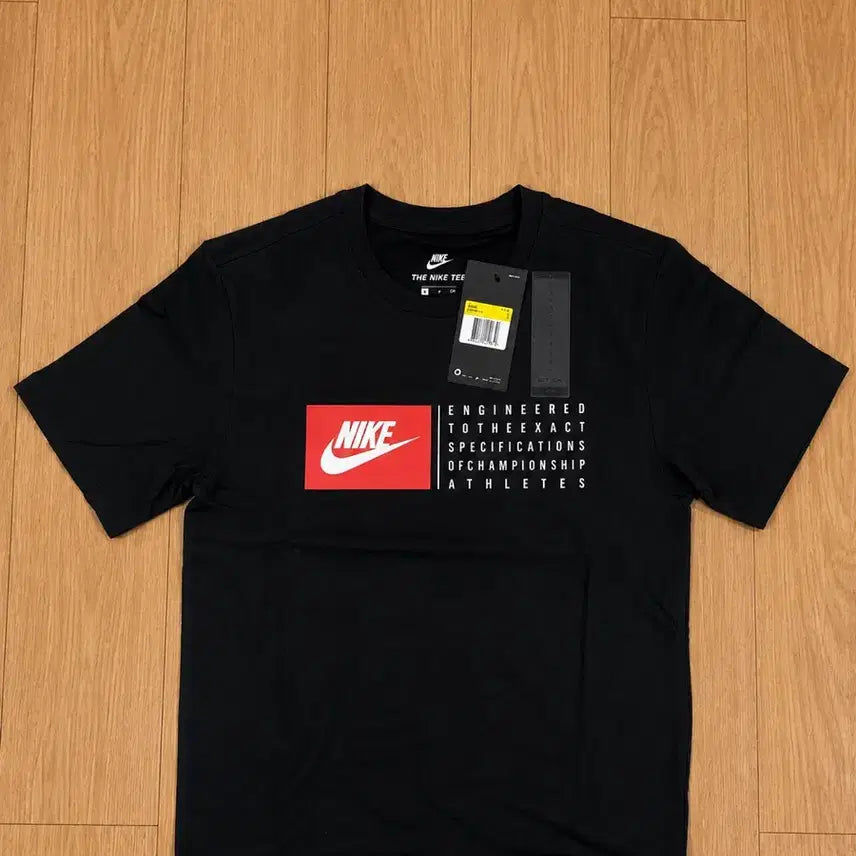 [BUNJANG] Nike NSW V-Brazi 1 Short Sleeve T-Shirt Black / 나이키 NSW 버비아지 1 반팔 티셔츠 (새제품)