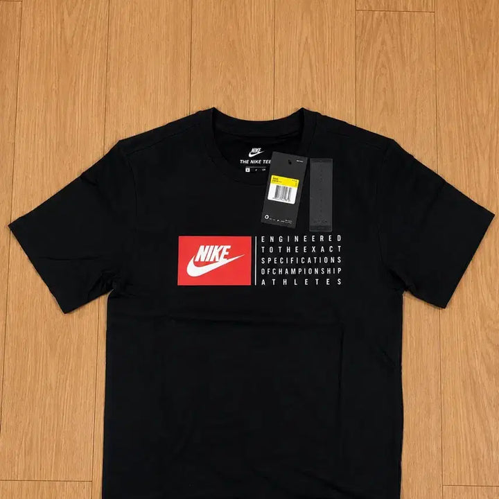 [BUNJANG] Nike NSW V-Brazi 1 Short Sleeve T-Shirt Black / 나이키 NSW 버비아지 1 반팔 티셔츠 (새제품)