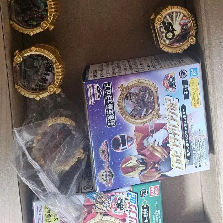 [BUNJANG] DX Ring Ryusoulger Kakuranger King-Ohger Go-Jyu-Ohger / 넘버원전대 고쥬저 고쥬쟈 dx링 류소우쟈 카쿠렌쟈 킹오저 고쥬저 전대링