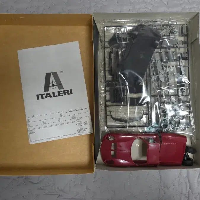 [BUNJANG] Italeri Lamborghini Miura Jota SVJ Model Kit / 이탈레리 람보리기니 미우라 조타 SVJ 키트 판매합니다