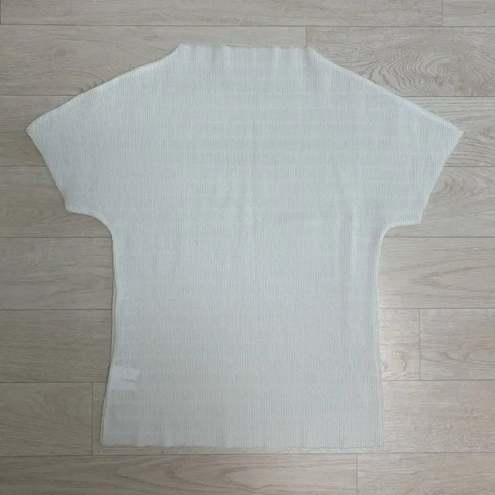 [BUNJANG] Understanding Stripe Pleats Top / 언더스탠딩 스트라이프 플리츠 탑