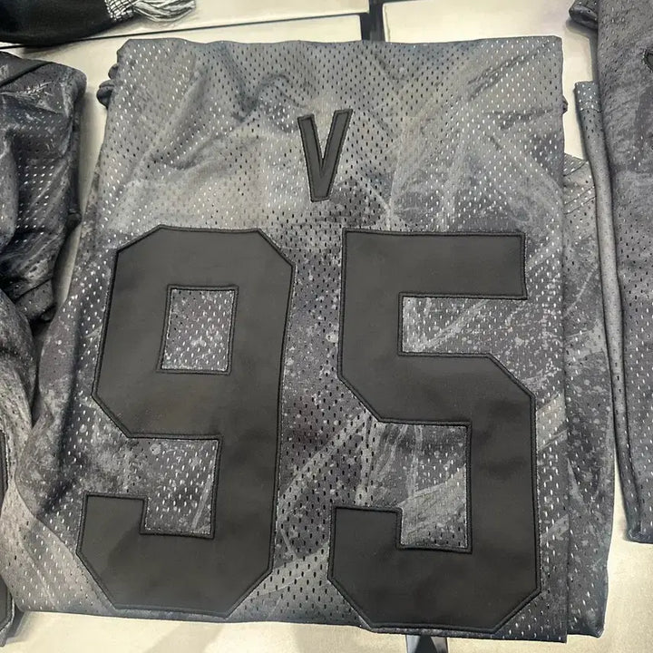 [BUNJANG] BTS V Taehyung Arirang Jersey XL / Bts 아리랑 저지 V 태형 XL사이즈 새제품