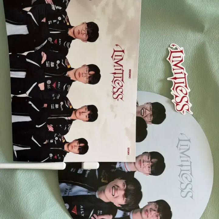 [BUNJANG] T1 Road to MSI Cheerfull Set / T1 티원 road to msi 로투엠 치어풀 세트 판매 부채,엽서