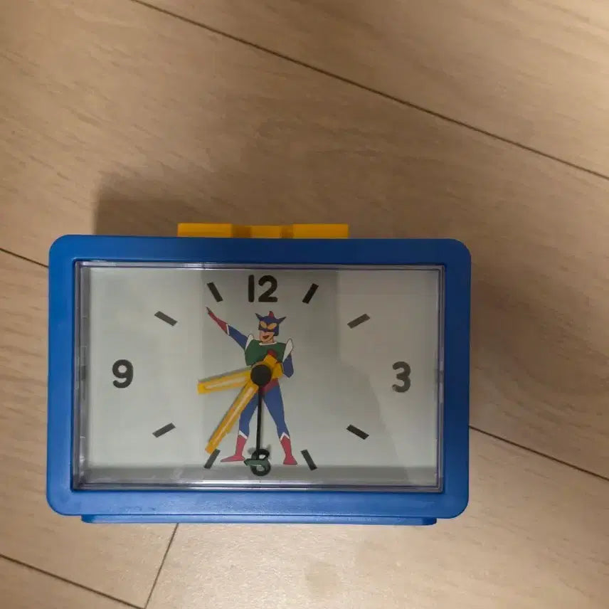 [BUNJANG] Crayon Shin-chan Action Mask Alarm Clock / 짱구 액션가면 알람 시계