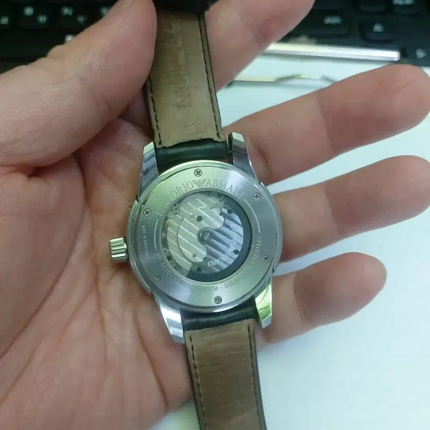 [BUNJANG] Emporio Armani Mechanical Leather Watch Silver / 엠포리오 아르마니 가죽 시계 실버