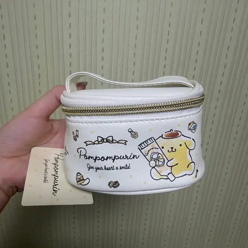 [BUNJANG] Sanrio Pompompurin Bunny Mini Pouch (Japan Exclusive) / 폼폼푸린 버니티 미니파우치(일본정품/새상품)