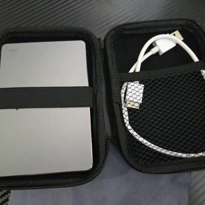 [SOLD OUT] 2025 삼성전자 Y3 4TB 외장하드 스모키 그레이