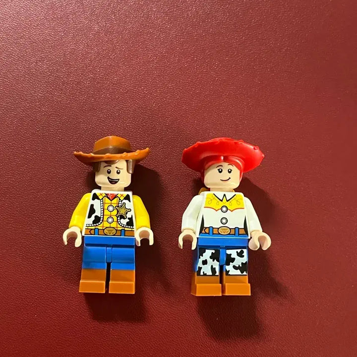 [BUNJANG] LEGO Toy Story Woody &amp; Jessie Figures Set / 토이스토리 우디 제시 레고 피규어