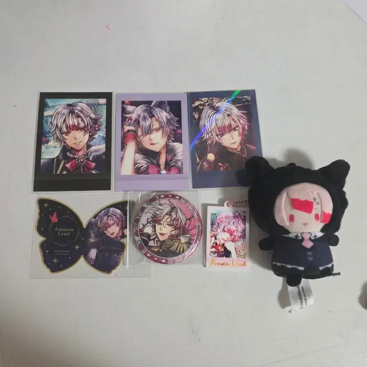 [BUNJANG] Akuneko Amon Plush Keychain, Card, and Can Badge Bundle Set / 아쿠네코 아몬 파샤 누이 키링 캔뱃지 등 일괄