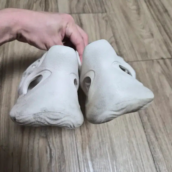 [SOLD OUT] 295 ] 폼러너 아라랏