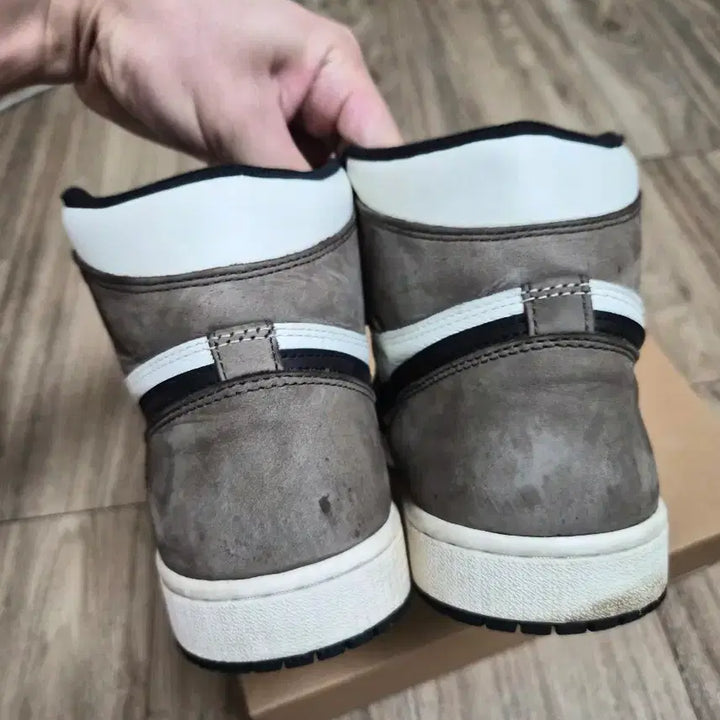 [SOLD OUT] 285] 조던1 블랙모카