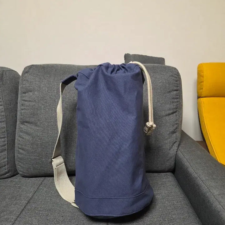 [BUNJANG] Uniqlo x JW Anderson Drawstring Bag Blue / [유니클로 x JW 앤더슨] 드로우스트링 백_blue