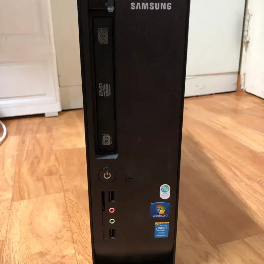 [BUNJANG] Samsung DM300S1A-A14S Desktop (Pentium G2020, 2GB RAM) / 삼성 DM300S1A-A14S 데스크탑